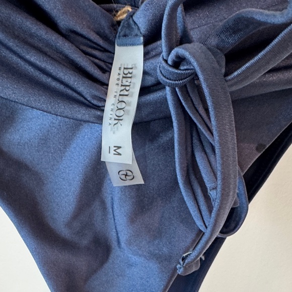 Adjustable Navy Ruched Halter Bikini Set - Picture 5 of 5